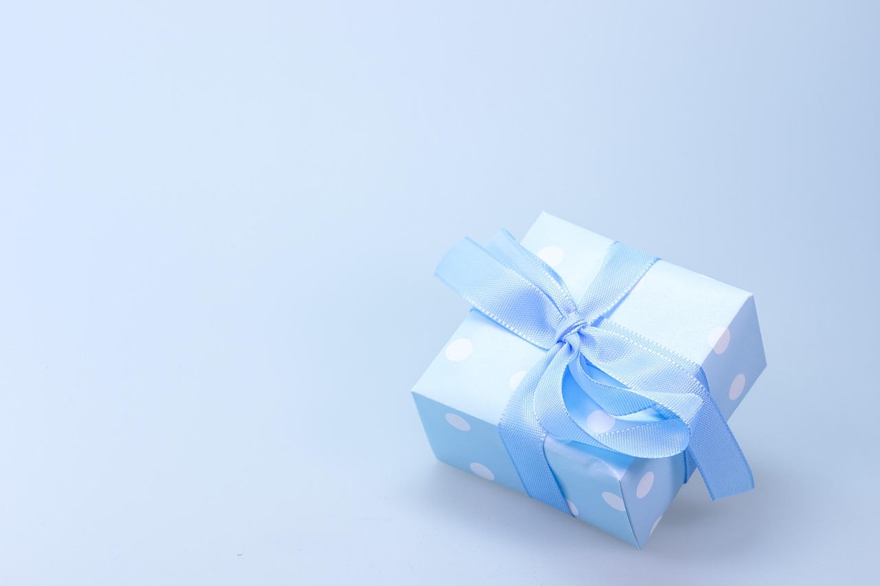 découvrez l'univers des cadeaux carglass, une sélection unique pour les amateurs de voitures et d'innovation. offrez à vos proches un présent qui allie praticité et style, tout en célébrant l'expertise de carglass dans la réparation et le remplacement de vitrage automobile.
